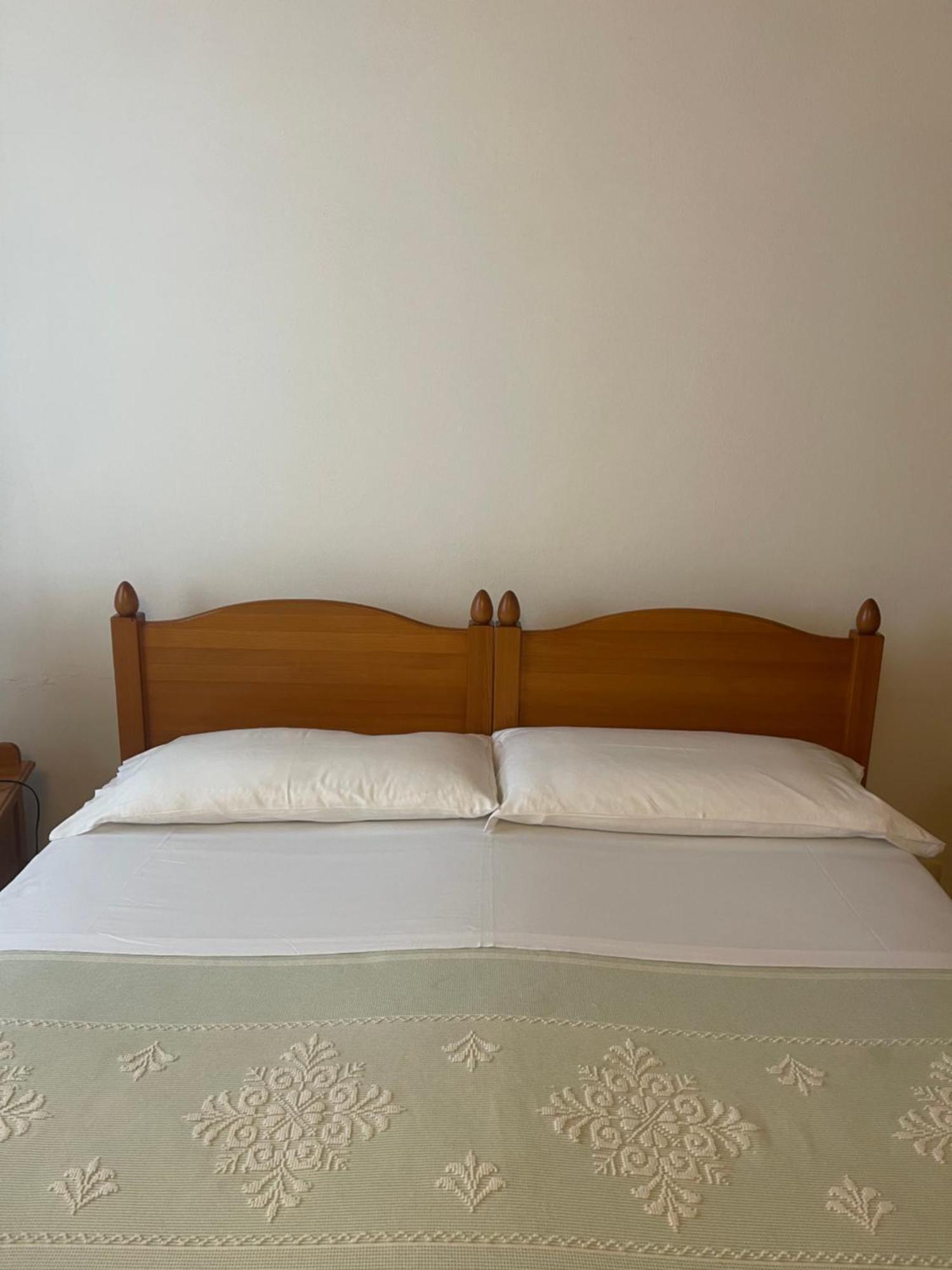Hotel Su Nuraxi Barùmini Extérieur photo