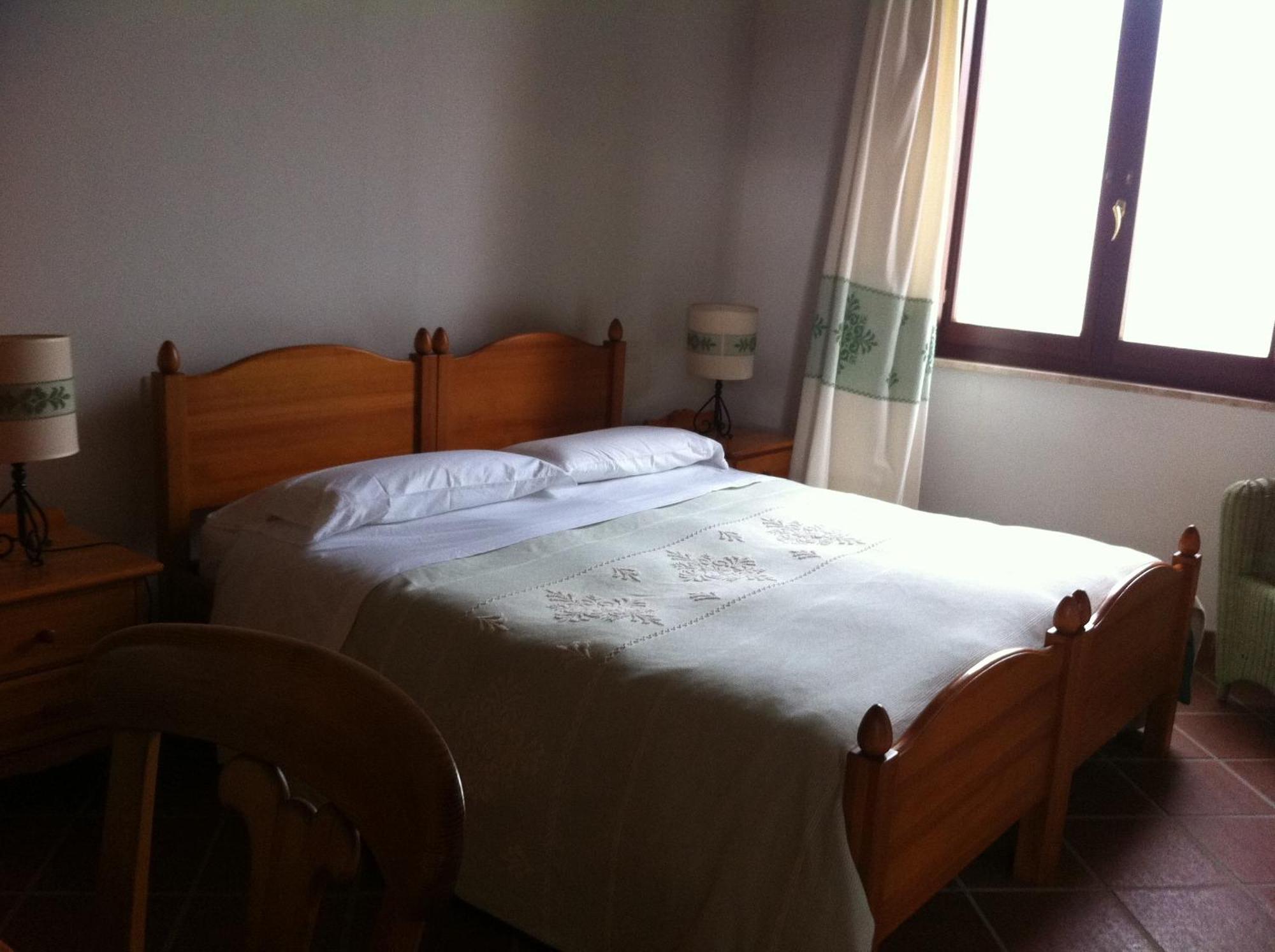Hotel Su Nuraxi Barùmini Chambre photo