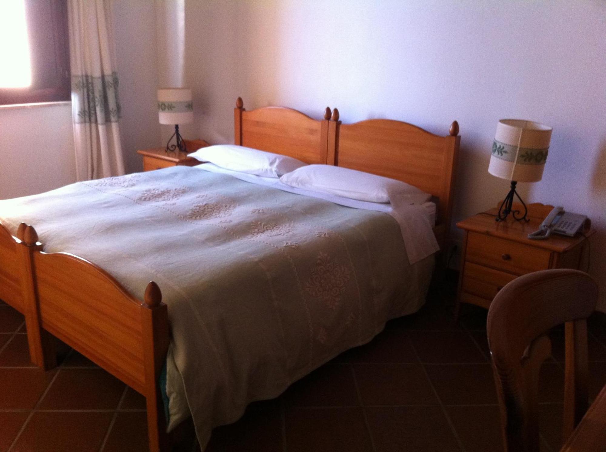 Hotel Su Nuraxi Barùmini Chambre photo