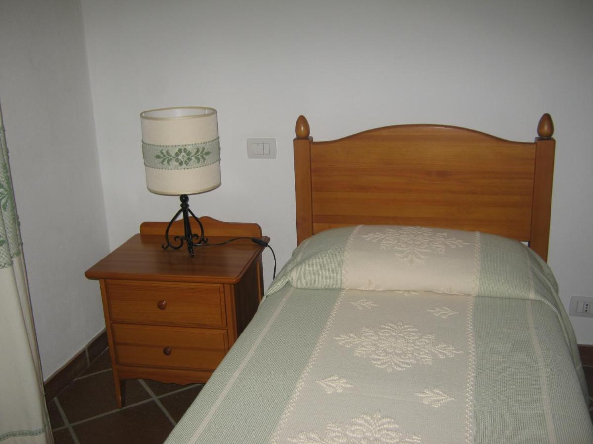 Hotel Su Nuraxi Barùmini Chambre photo